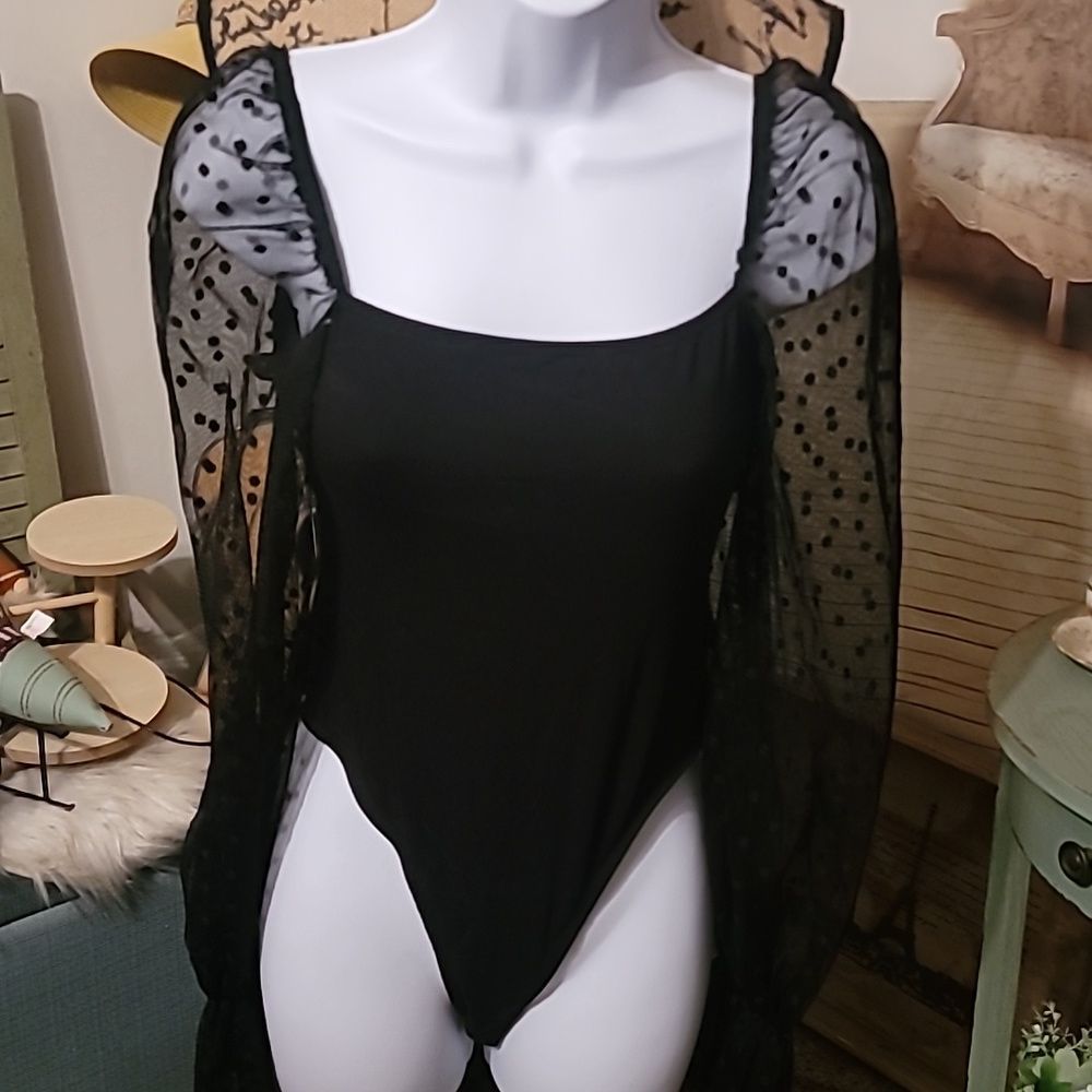 WDIRARA Women's Polka Dots Sheer Bodysuit - Picture 5 of 9